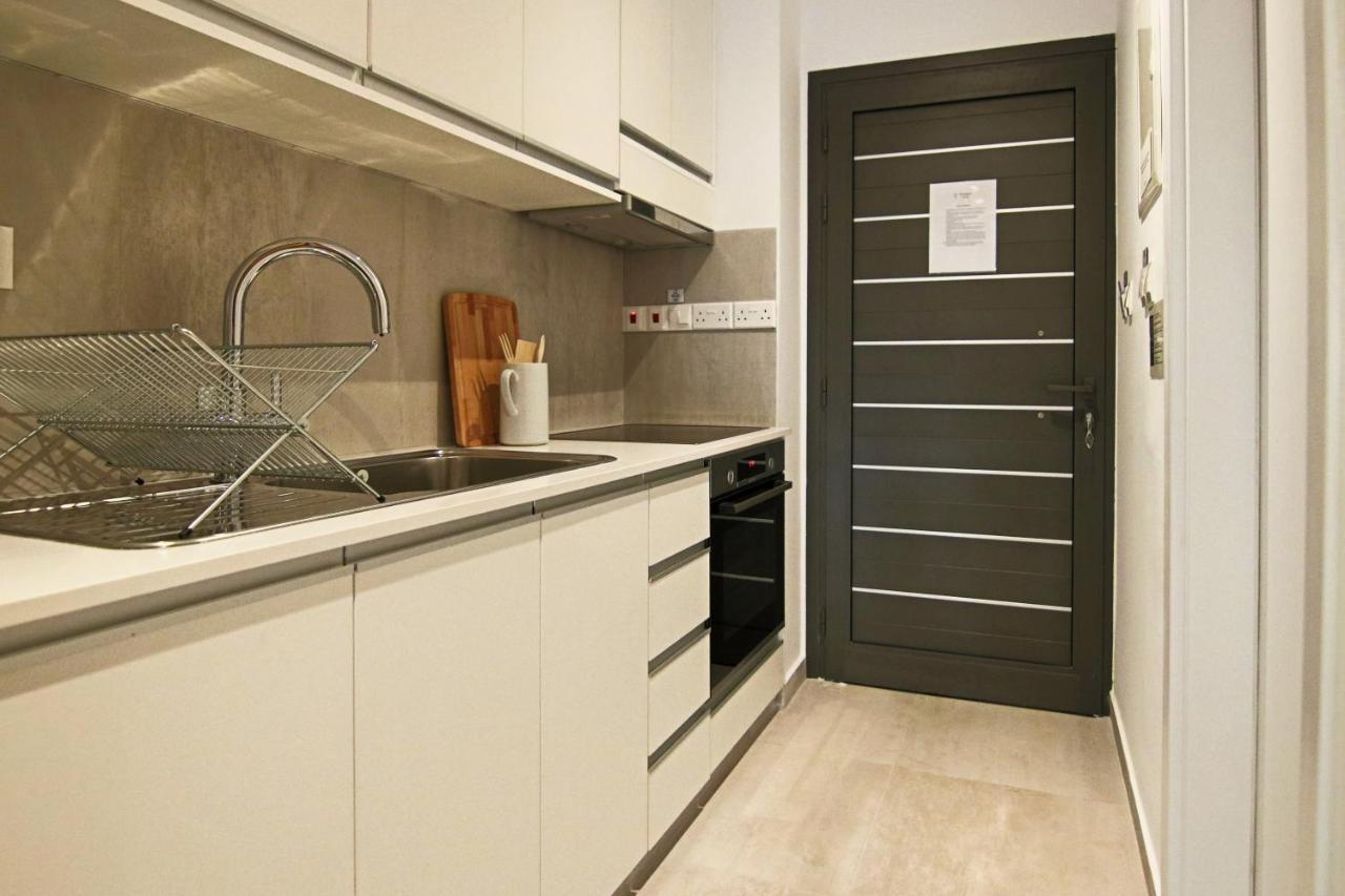 Phaedrus Living Seaside Luxury Flat Athina 123 Apartment Paphos ภายนอก รูปภาพ