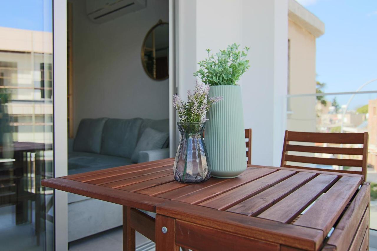 Phaedrus Living Seaside Luxury Flat Athina 123 Apartment Paphos ภายนอก รูปภาพ